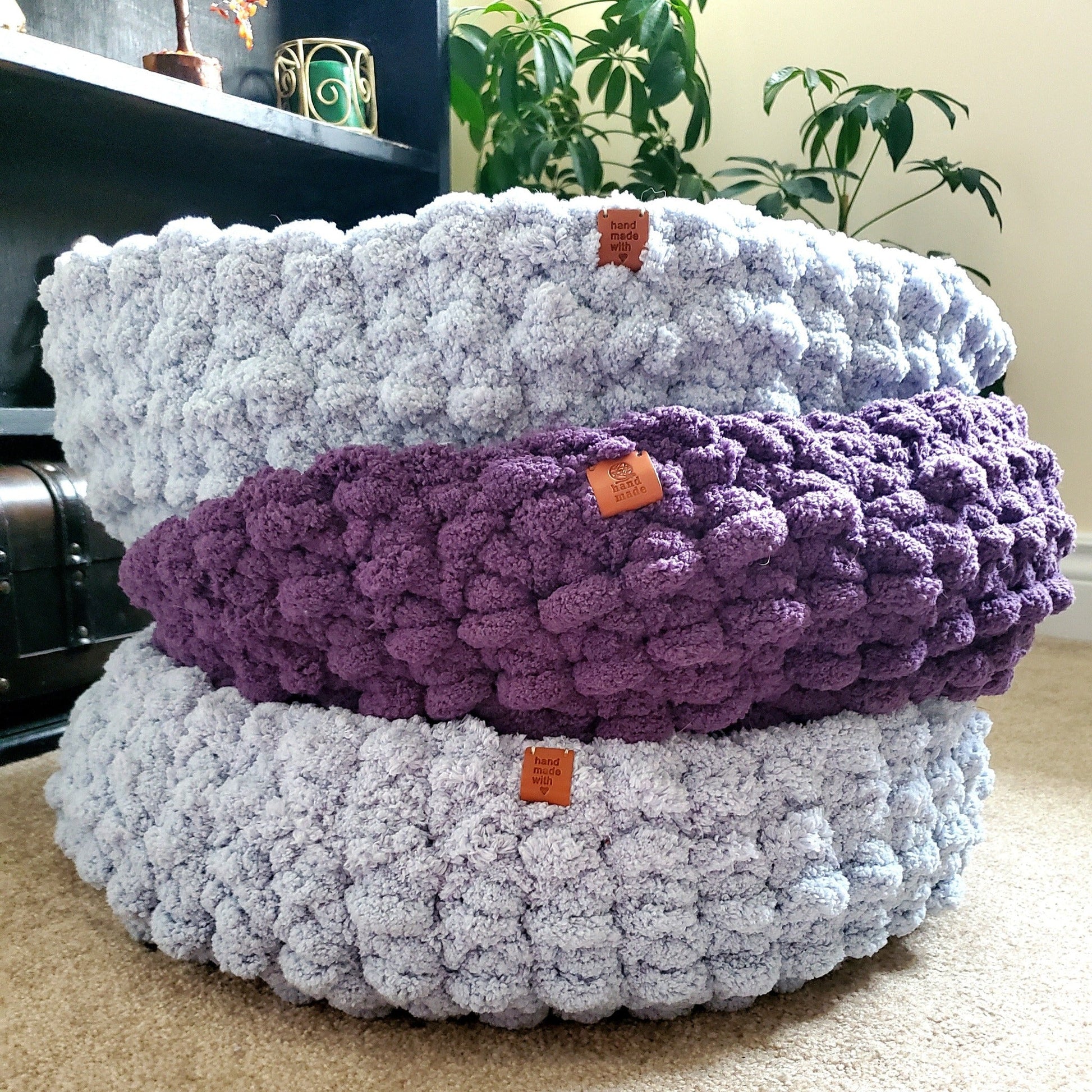 chenille cat bed