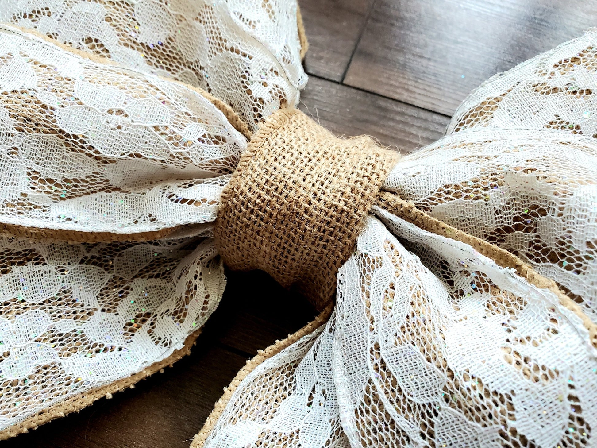 cose up of our burlap and lace bow center 