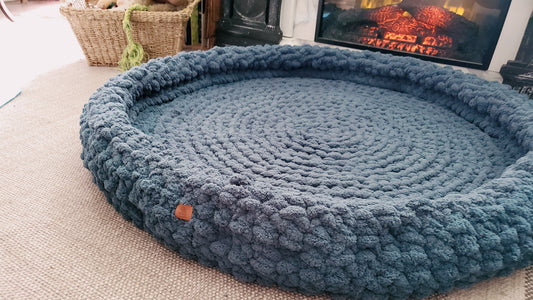 50" Donut Dog Bed with Padded Walls