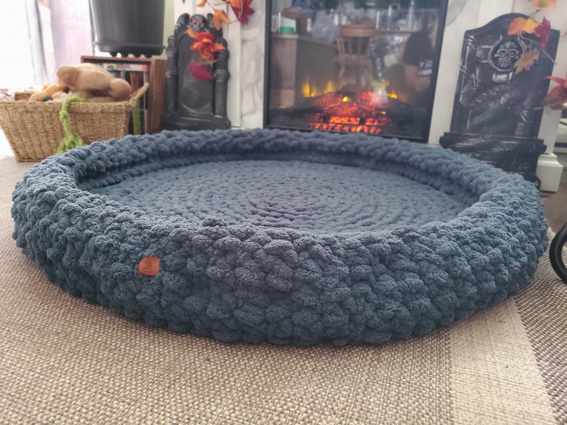 Chenille dog bed