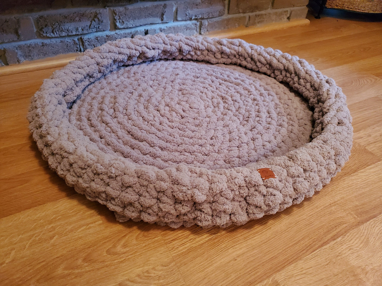 Chenille dog bed
