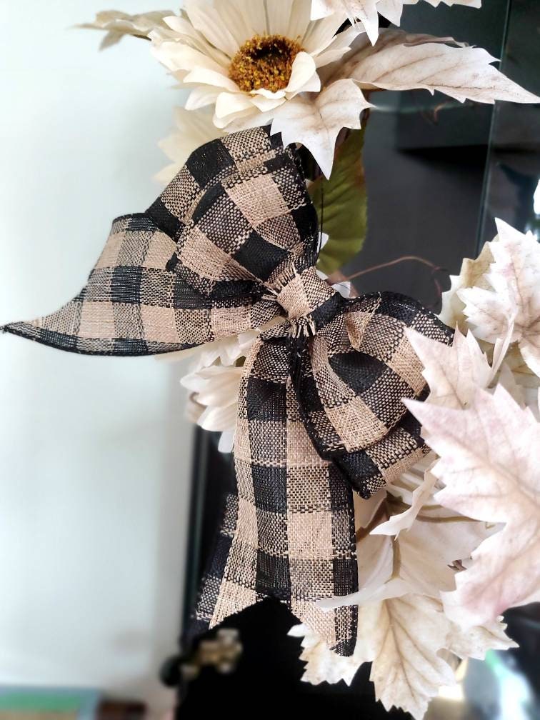 Multi-Pack Tan & Black Plaid Bows - Perfect for Any Occasion!
