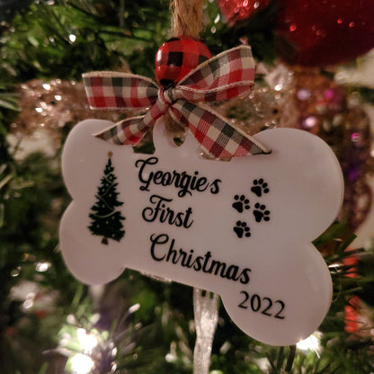 Personalized Pet's First Christmas Decoration - A Special Gift for Your Furry Friend!