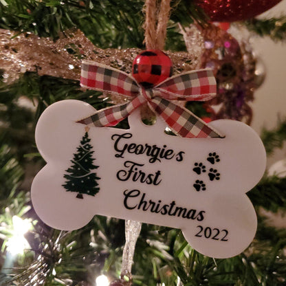Personalized Pet's First Christmas Decoration - A Special Gift for Your Furry Friend!